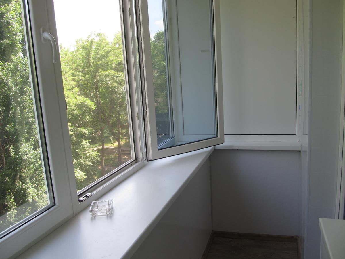 Двухкомнатные Апартаменты Центр Mystetsʹka 3 Kr Apartments Kryvyj Rih Exteriér fotografie